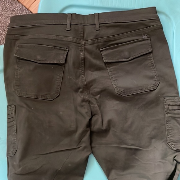 Eddie Bauer - Picture 2 of 3